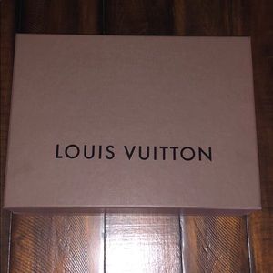 Louis Vuitton Accessories - Louis Vuitton Box Louis Vuitton Accessories - Louis Vuitton Box